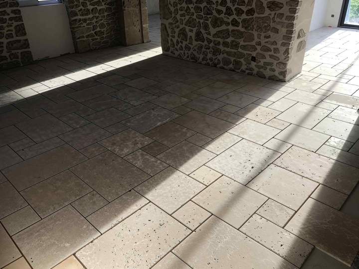 Pose revêtements de sol extérieur Autun